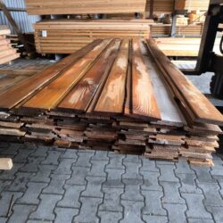 Restpartij Douglas Channelsiding 1,8 x 14,2 x 300 cm 74 stuks