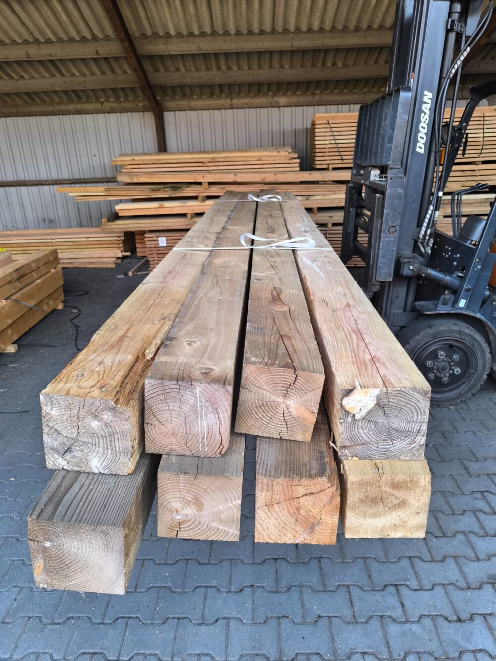 Restpartij Douglas Palen 20 x 20 x 500 cm 8 stuks